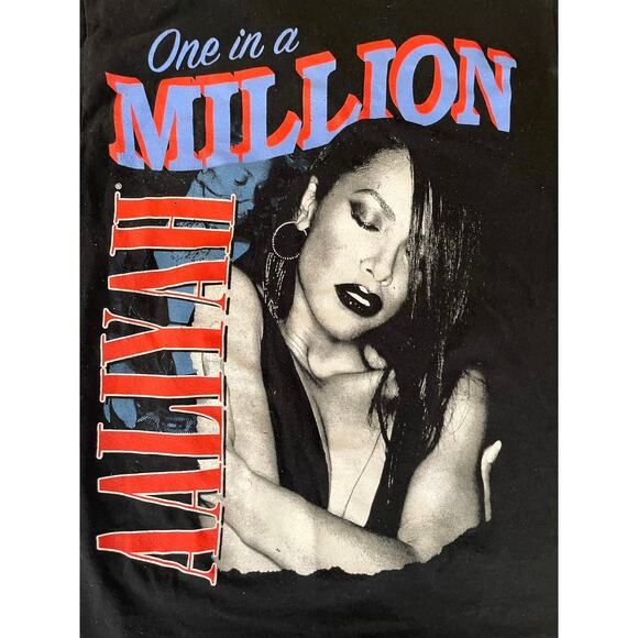 Aaliyah One in a Million Graphic T-Shirt Size Small - Picture 6 of 7